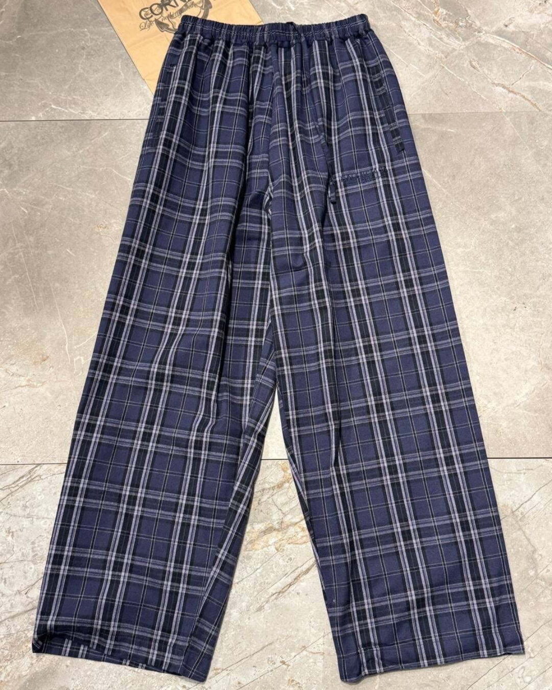 Штаны Balenciaga — изображение 4