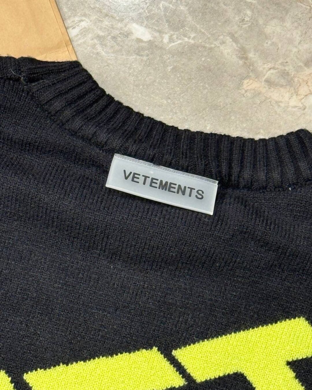 Свитер Vetements — изображение 9