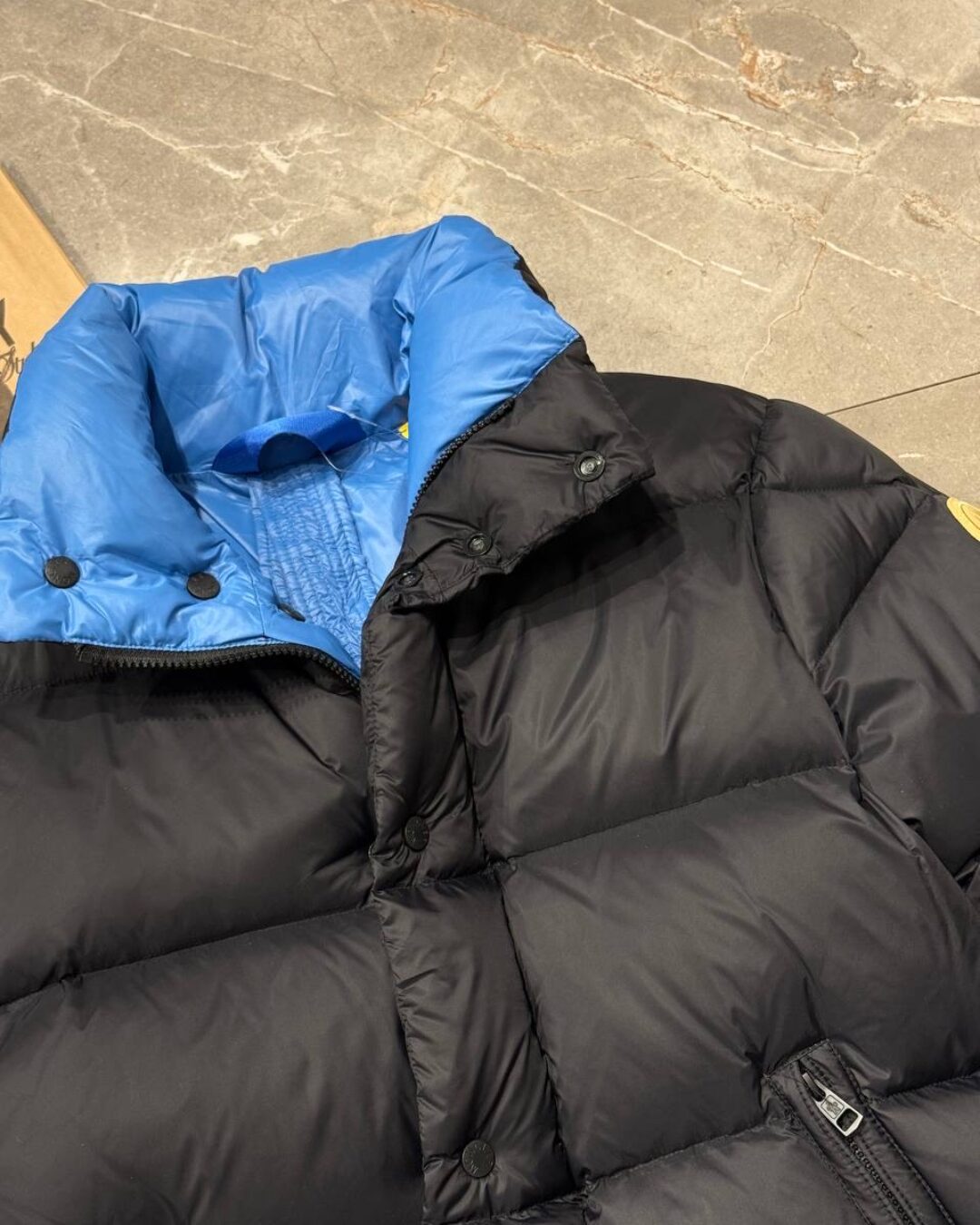 Пуховик Moncler — изображение 9