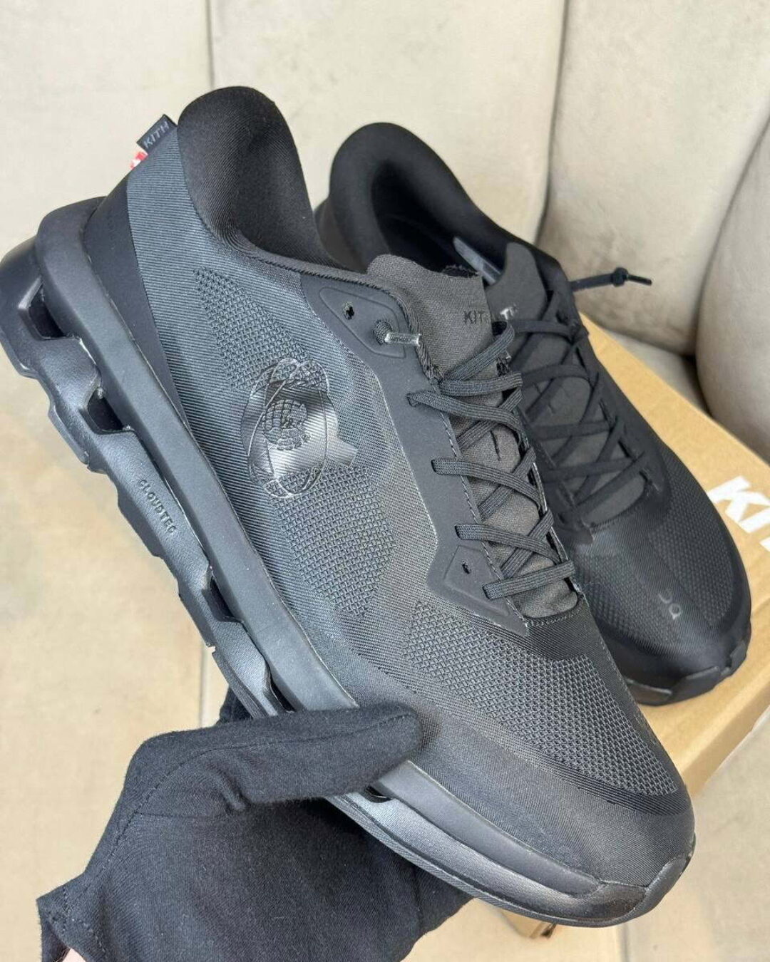 Кроссовки On x Kith — изображение 5