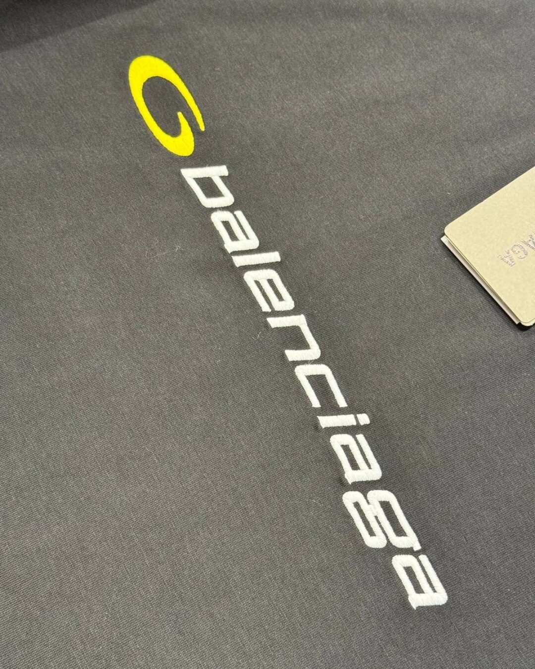 Футболка Balenciaga — изображение 3