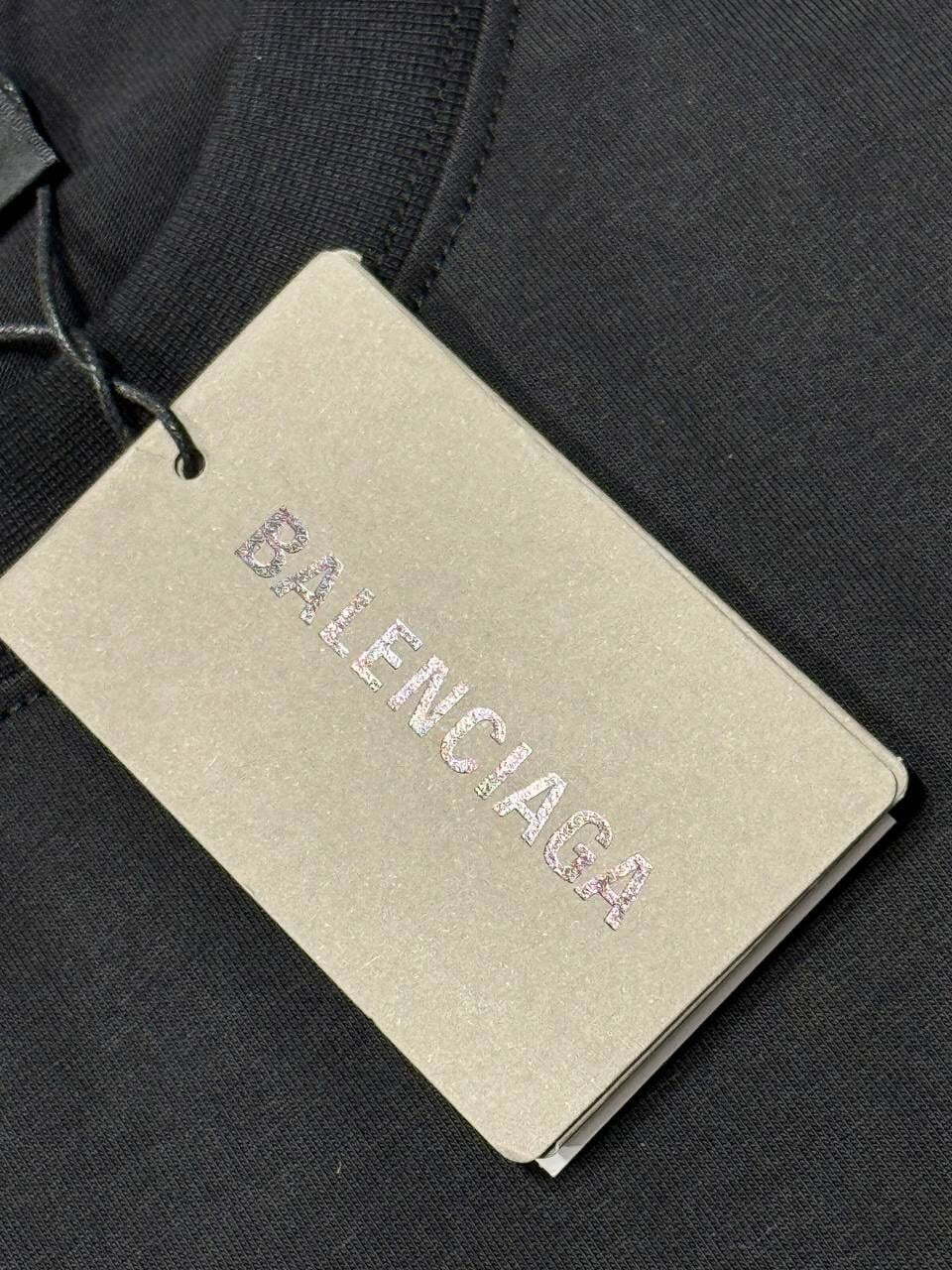 Футболка Balenciaga — фото 6