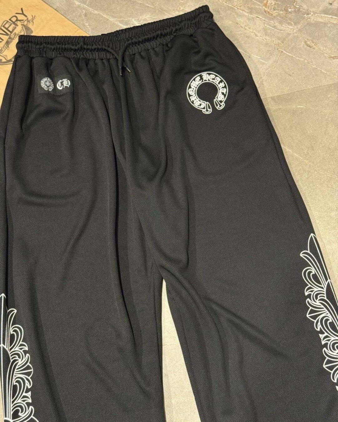 Спортивные штаны Chrome Hearts — изображение 4