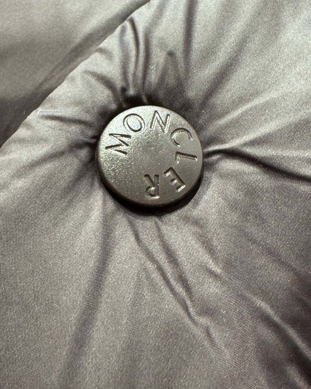 Пуховик Moncler — изображение 5