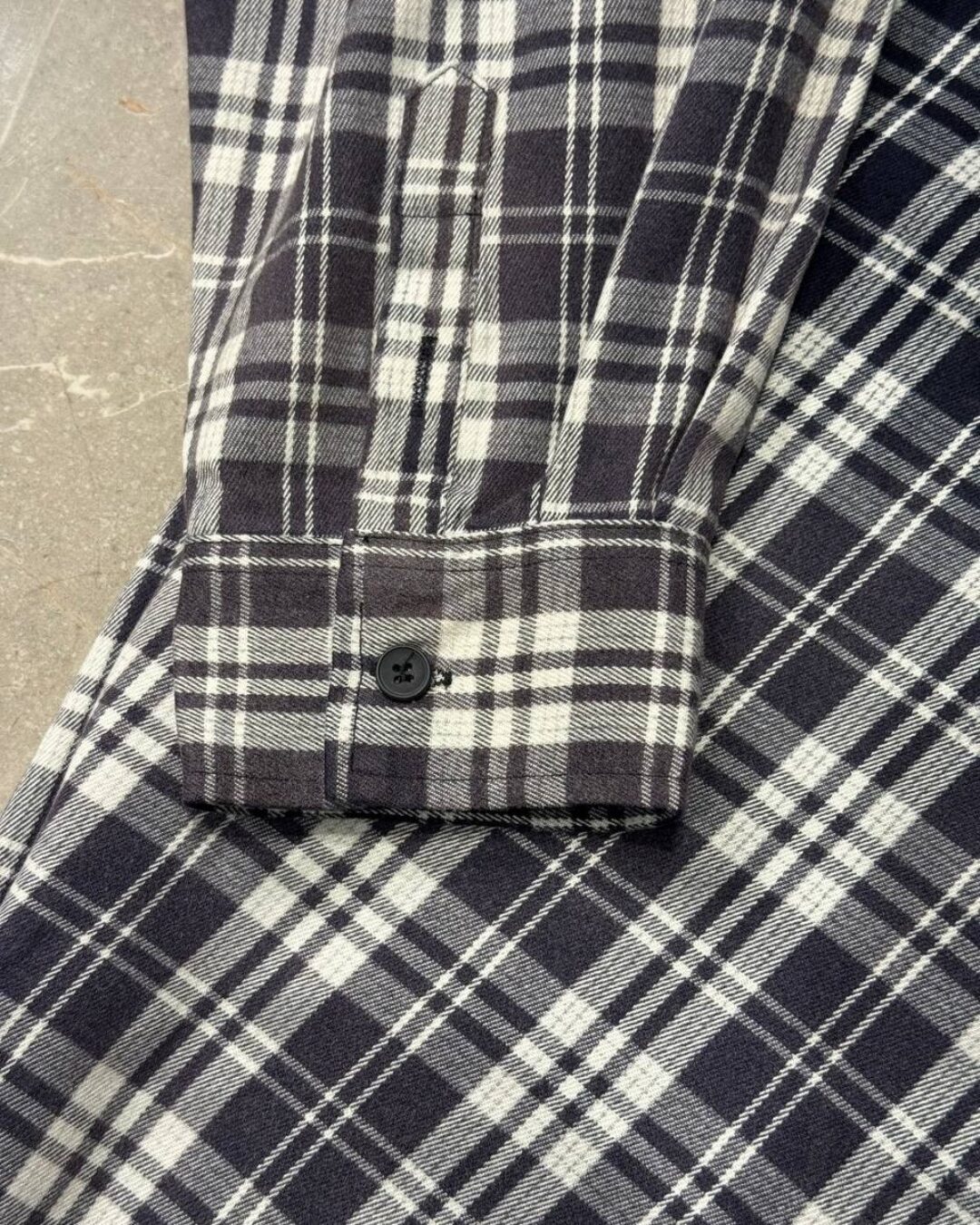 Рубашка Balenciaga — изображение 9