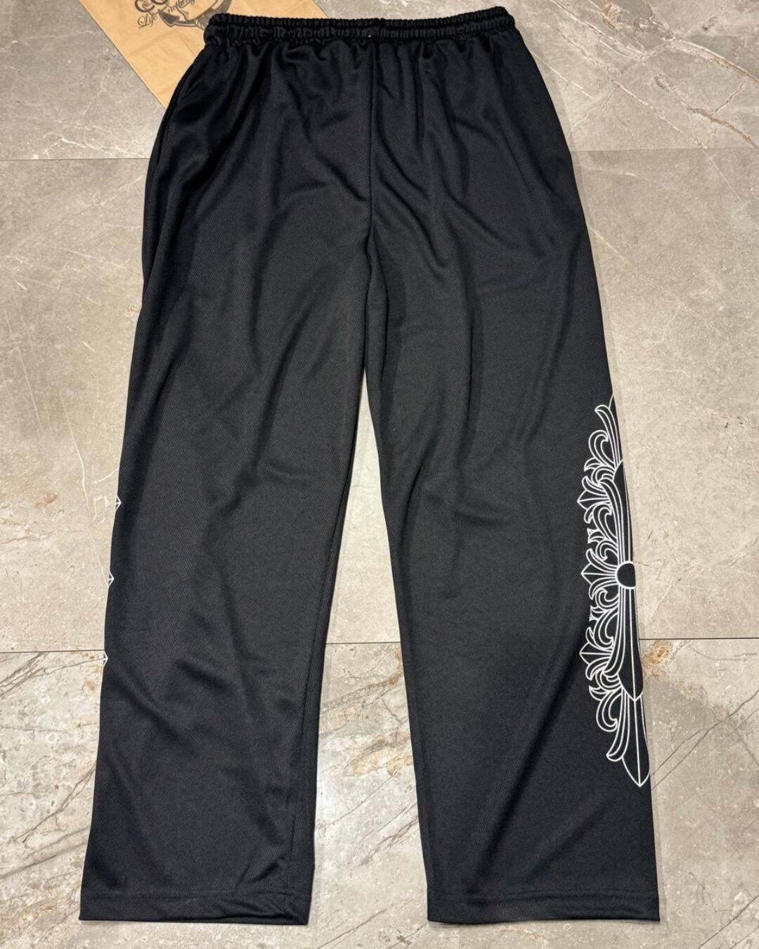 Спортивные штаны Chrome Hearts — изображение 2