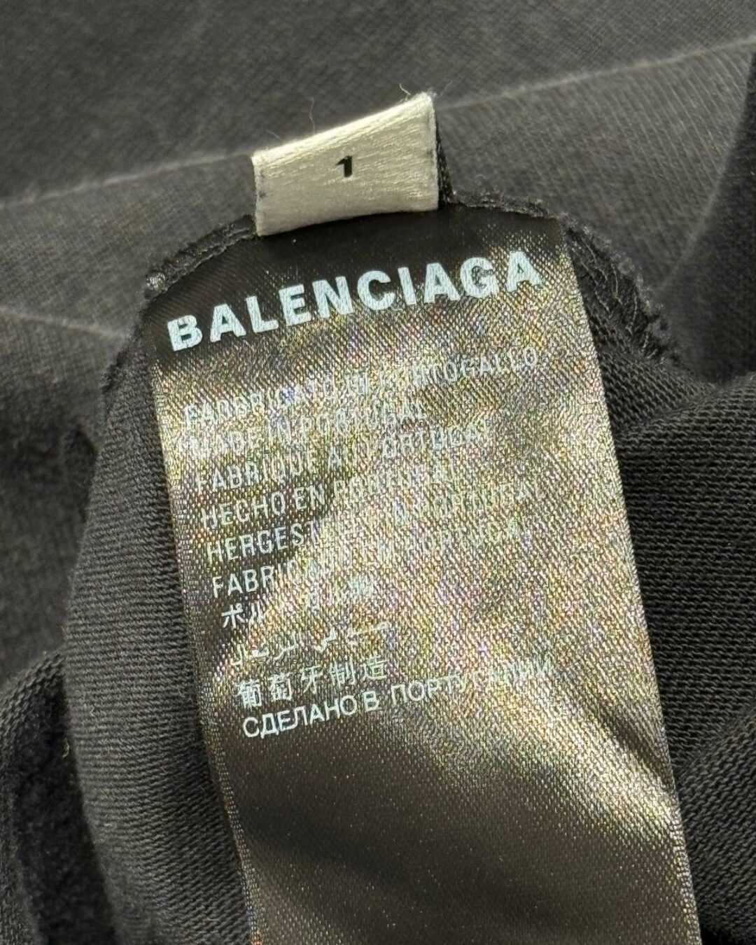 Футболка Balenciaga — изображение 5