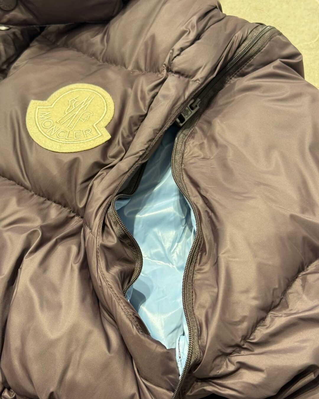 Пуховик Moncler — изображение 7