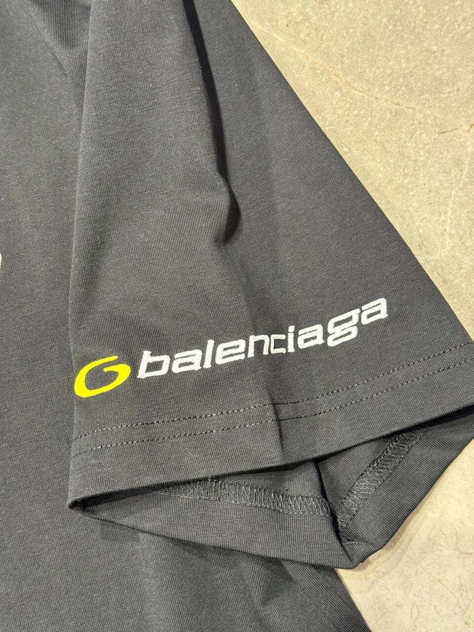 Футболка Balenciaga — фото 9
