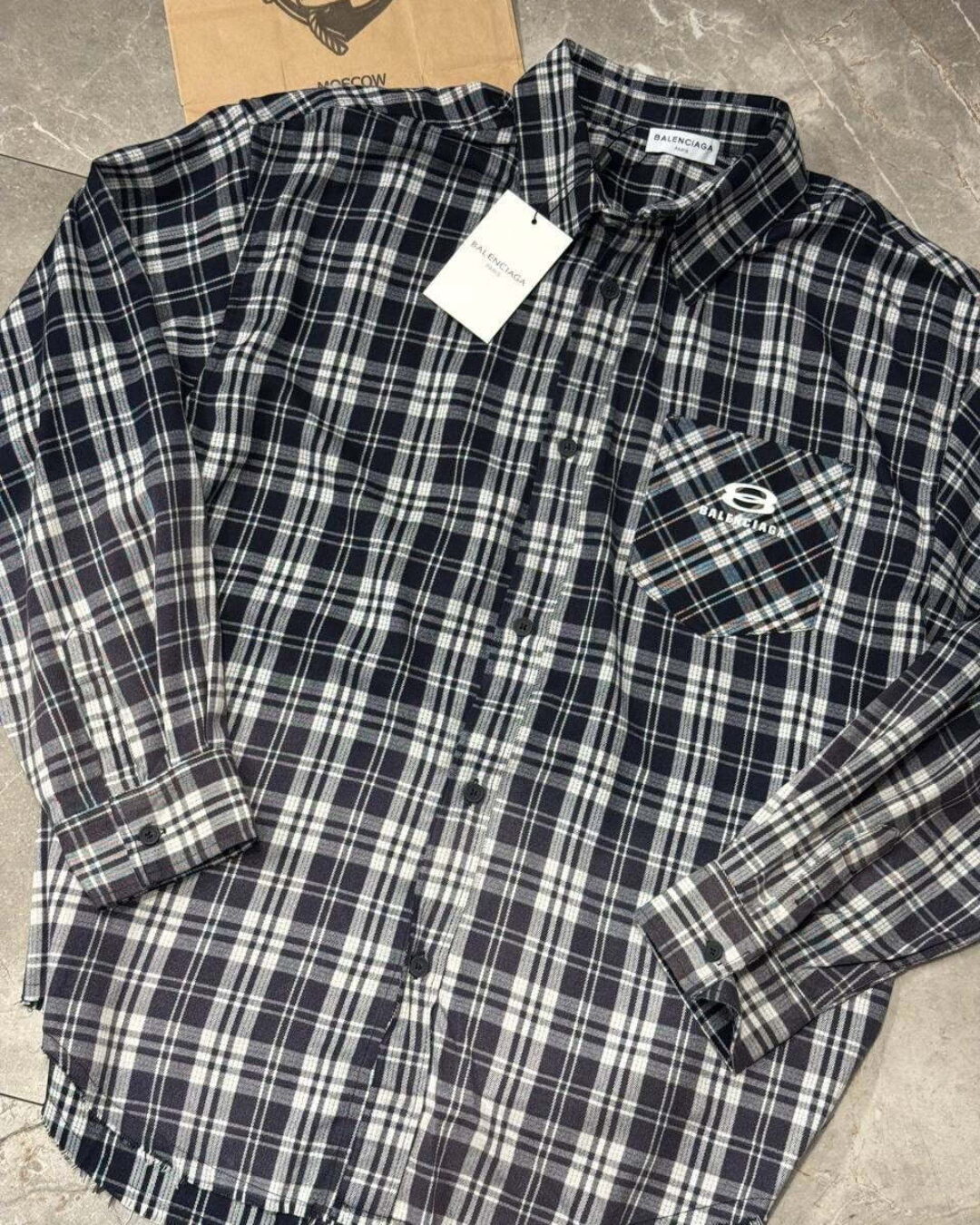 Рубашка Balenciaga — изображение 3