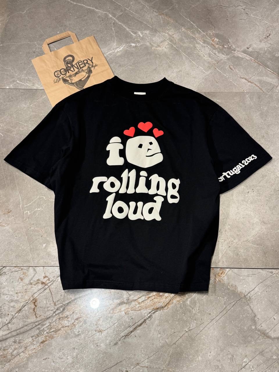 Футболка Broken Planet