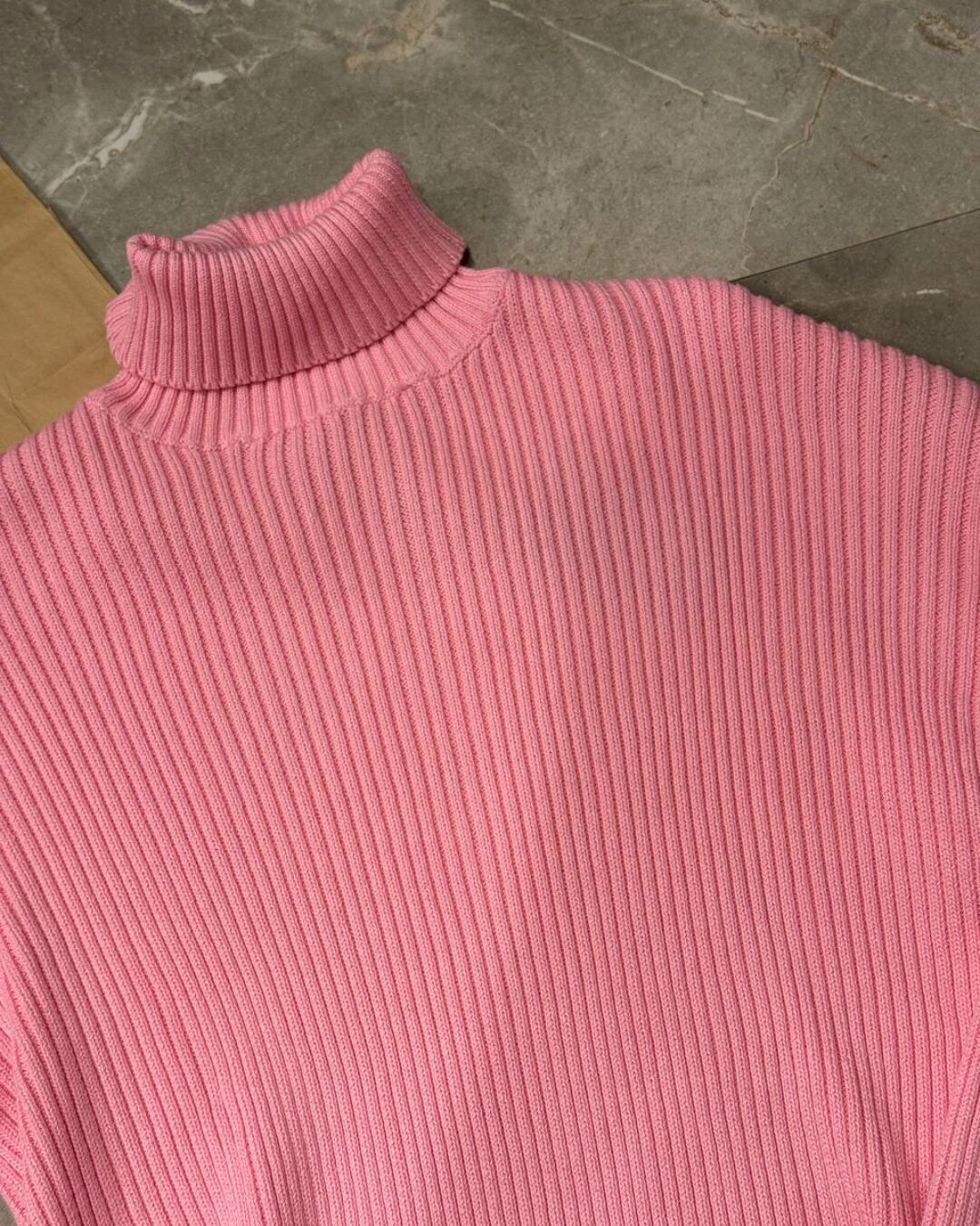 Свитер Balenciaga — изображение 5