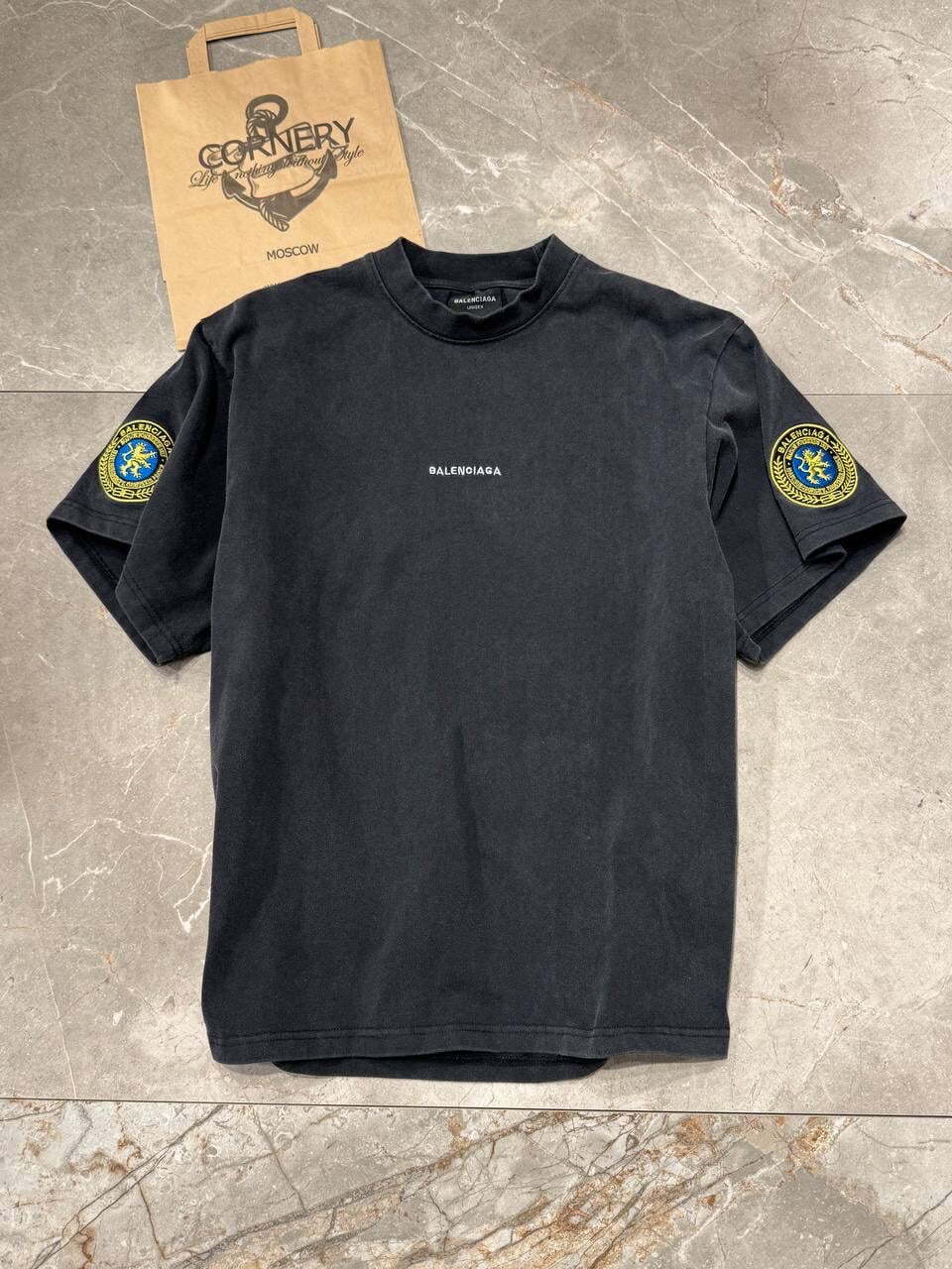 Футболка Balenciaga — фото 1