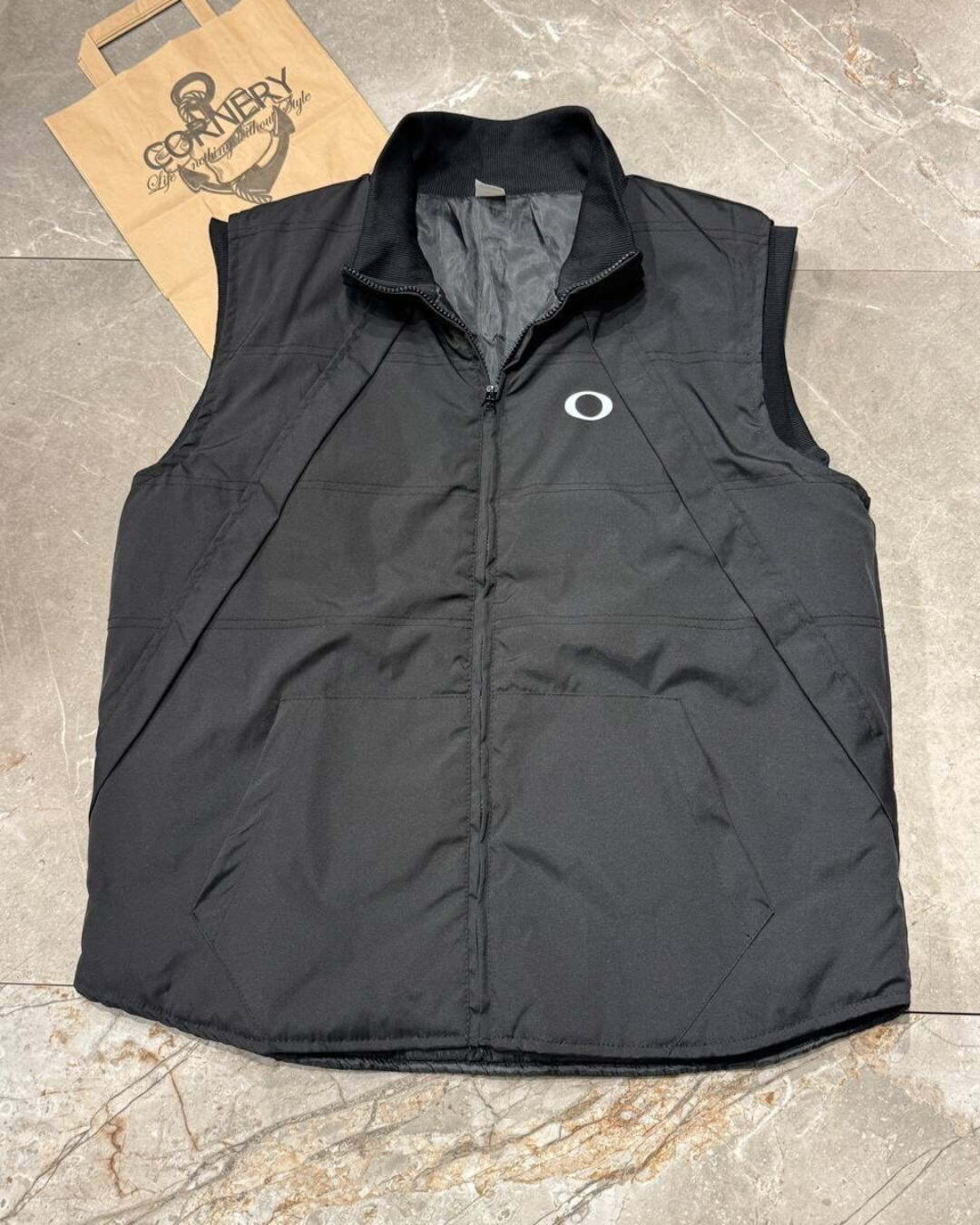 Жилет Oakley — изображение 2