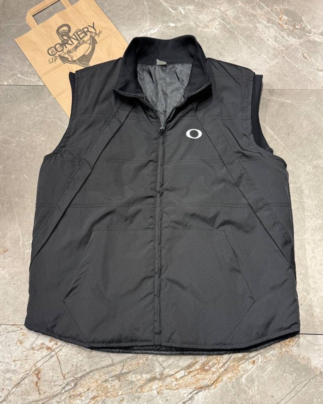 Жилет Oakley — изображение 2