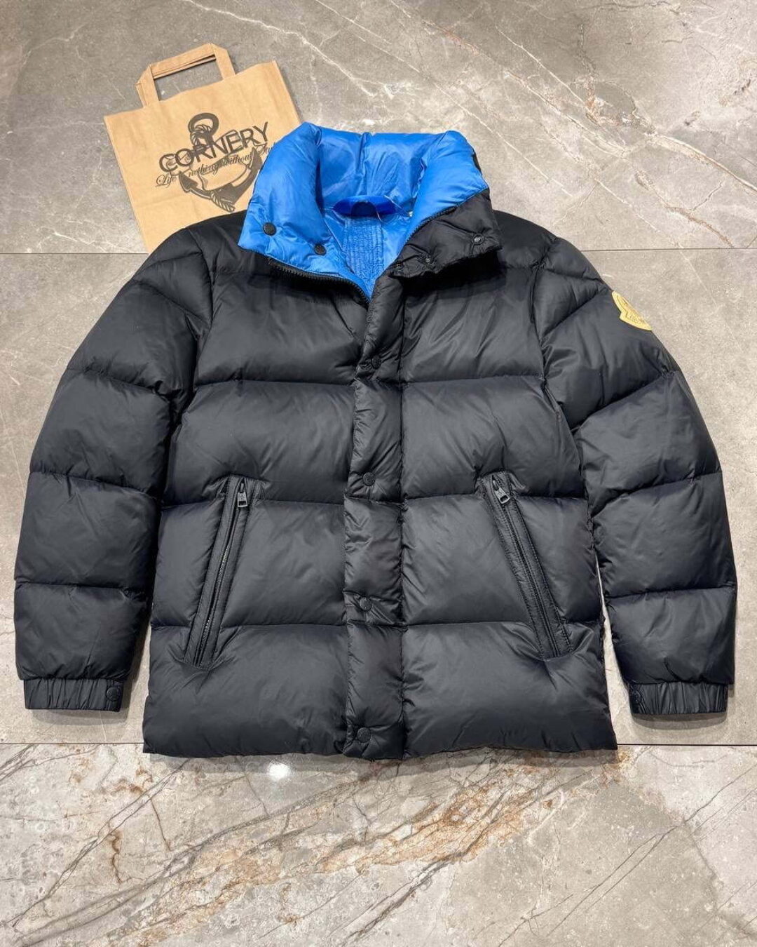 Пуховик Moncler — изображение 4