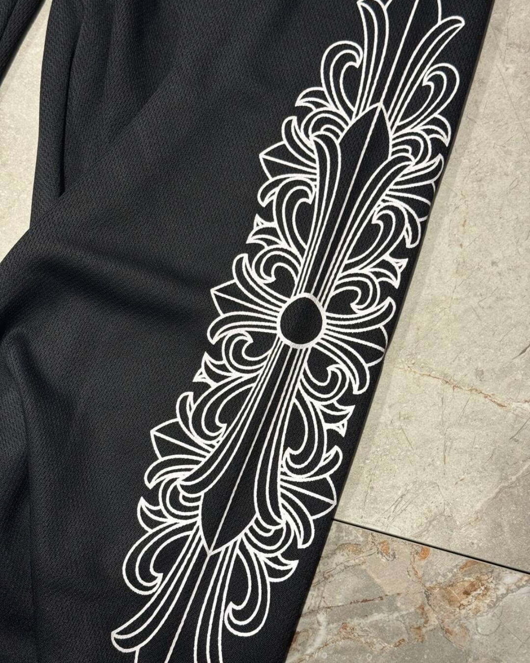 Спортивные штаны Chrome Hearts — изображение 9