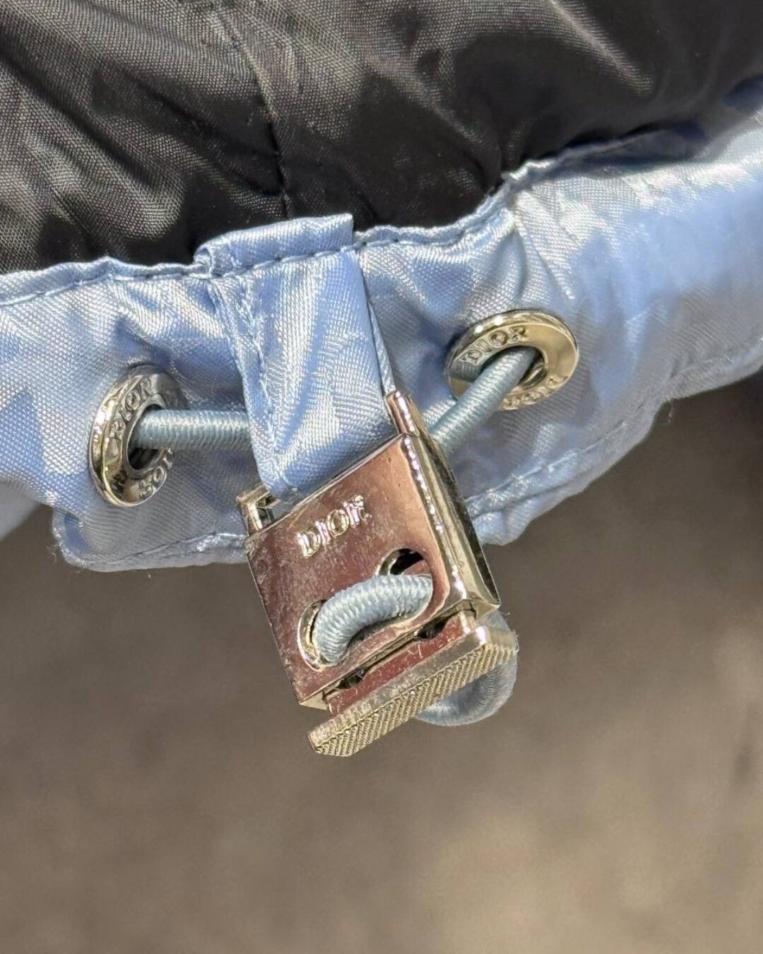 Пуховик Dior — изображение 9