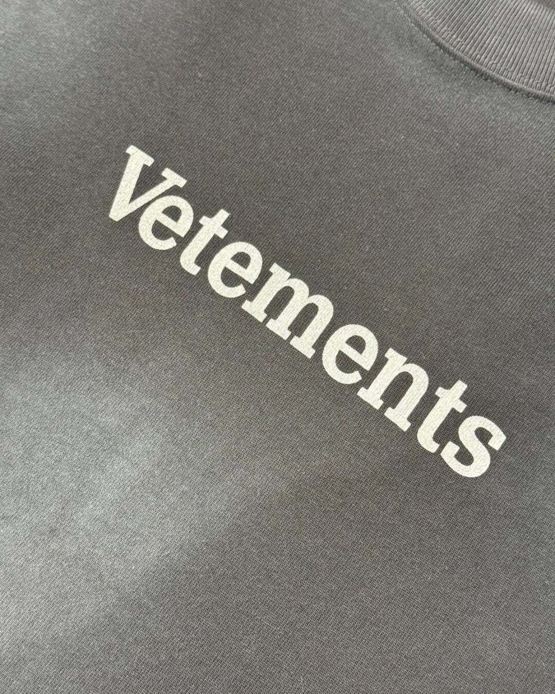 Футболка Vetements Logo — изображение 3