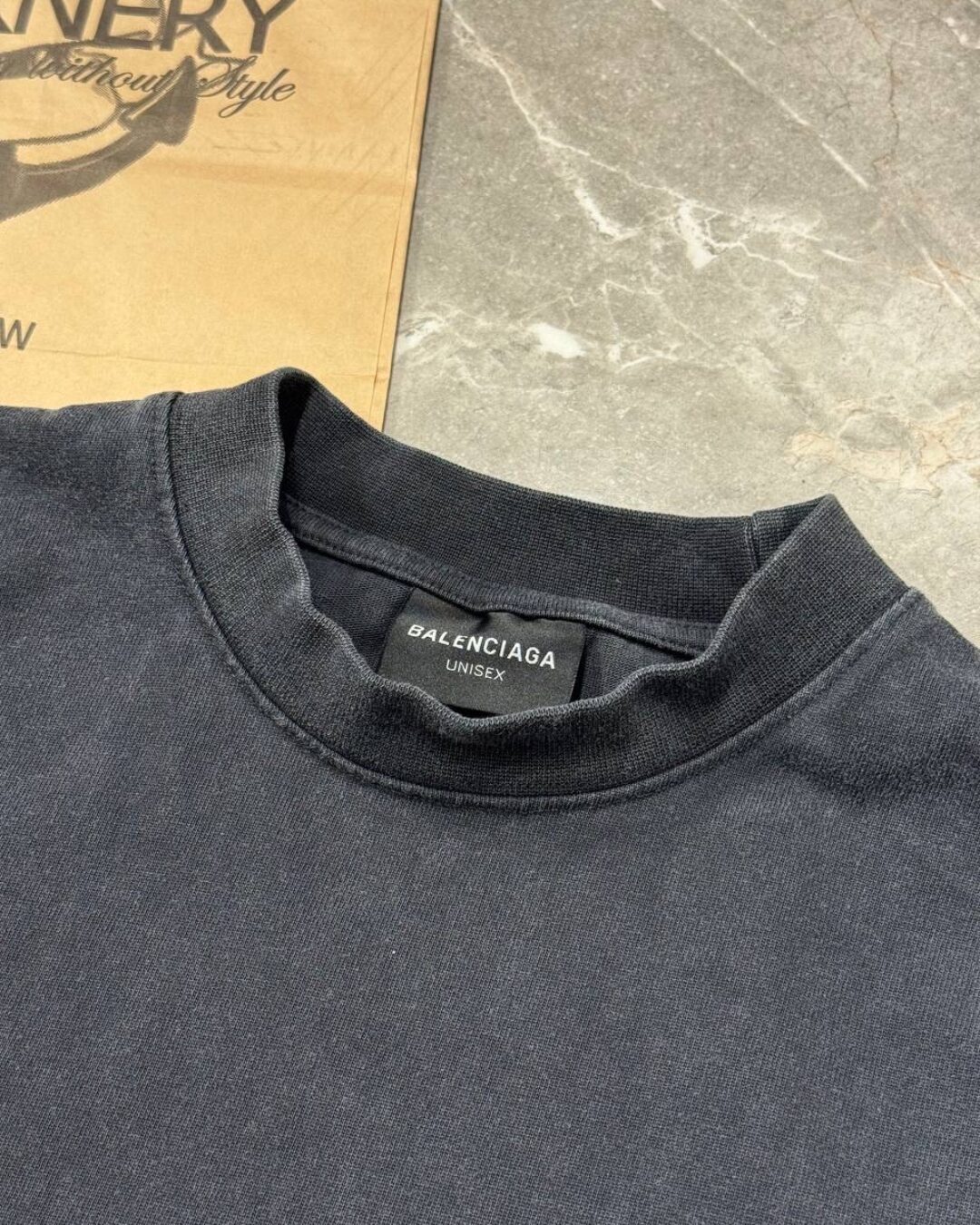 Футболка Balenciaga — изображение 7