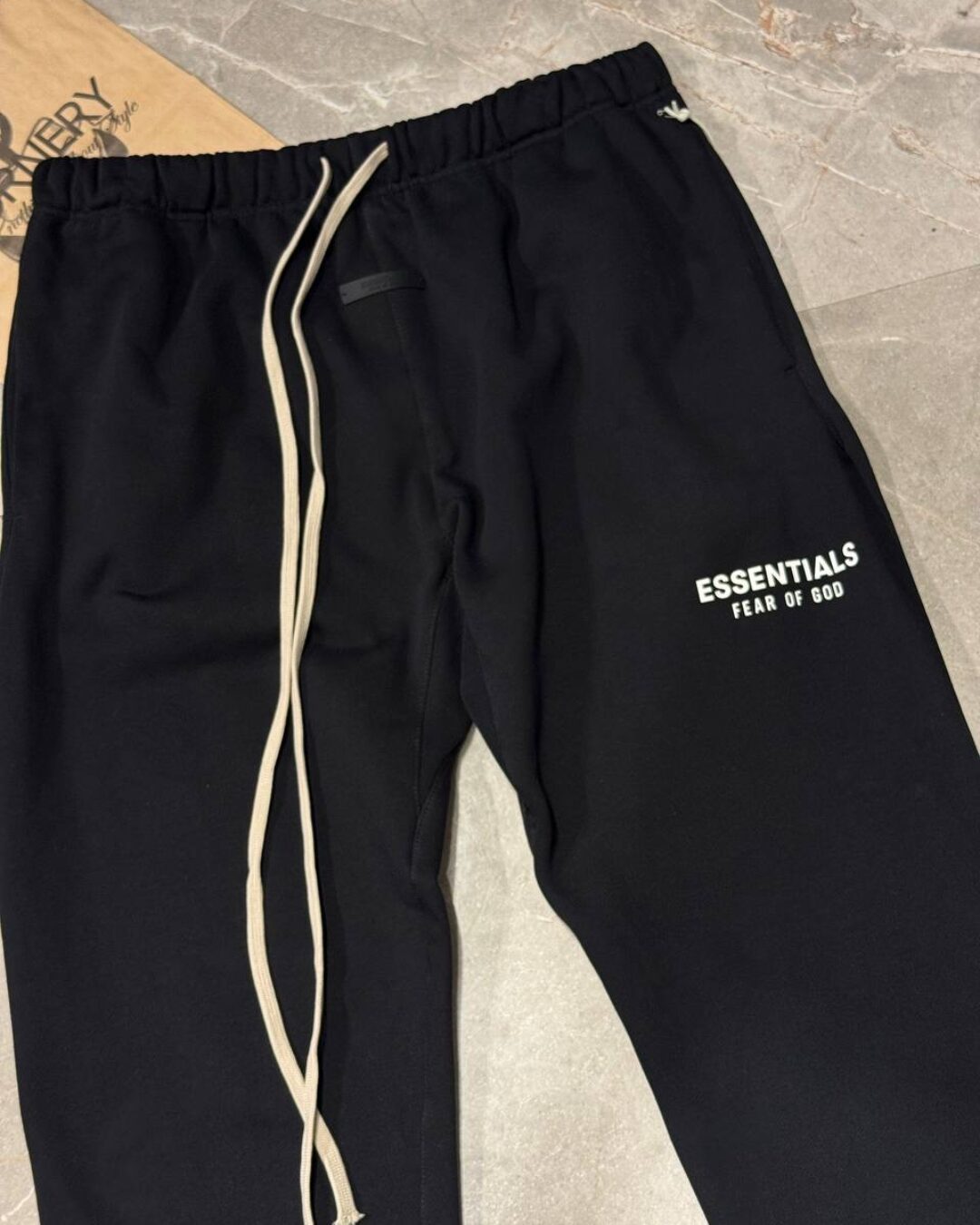 Спортивные штаны Fear Of God — изображение 3