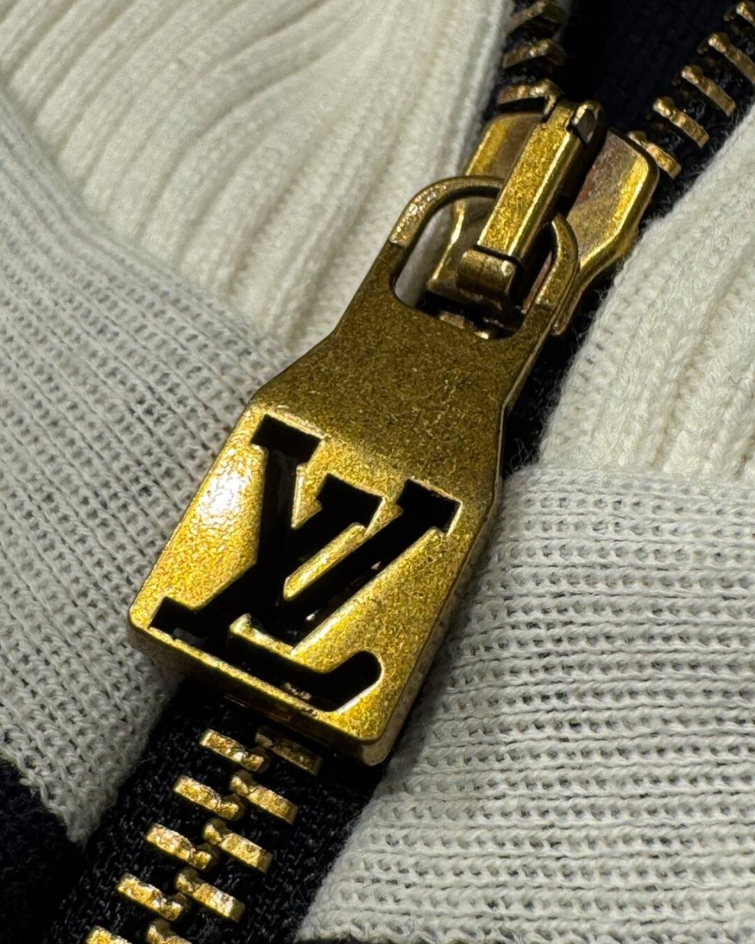 Кофта Louis Vuitton — изображение 9