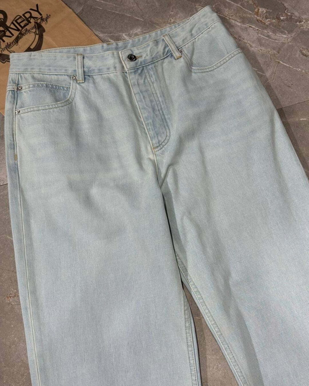 Джинсы Bottega Veneta — изображение 3