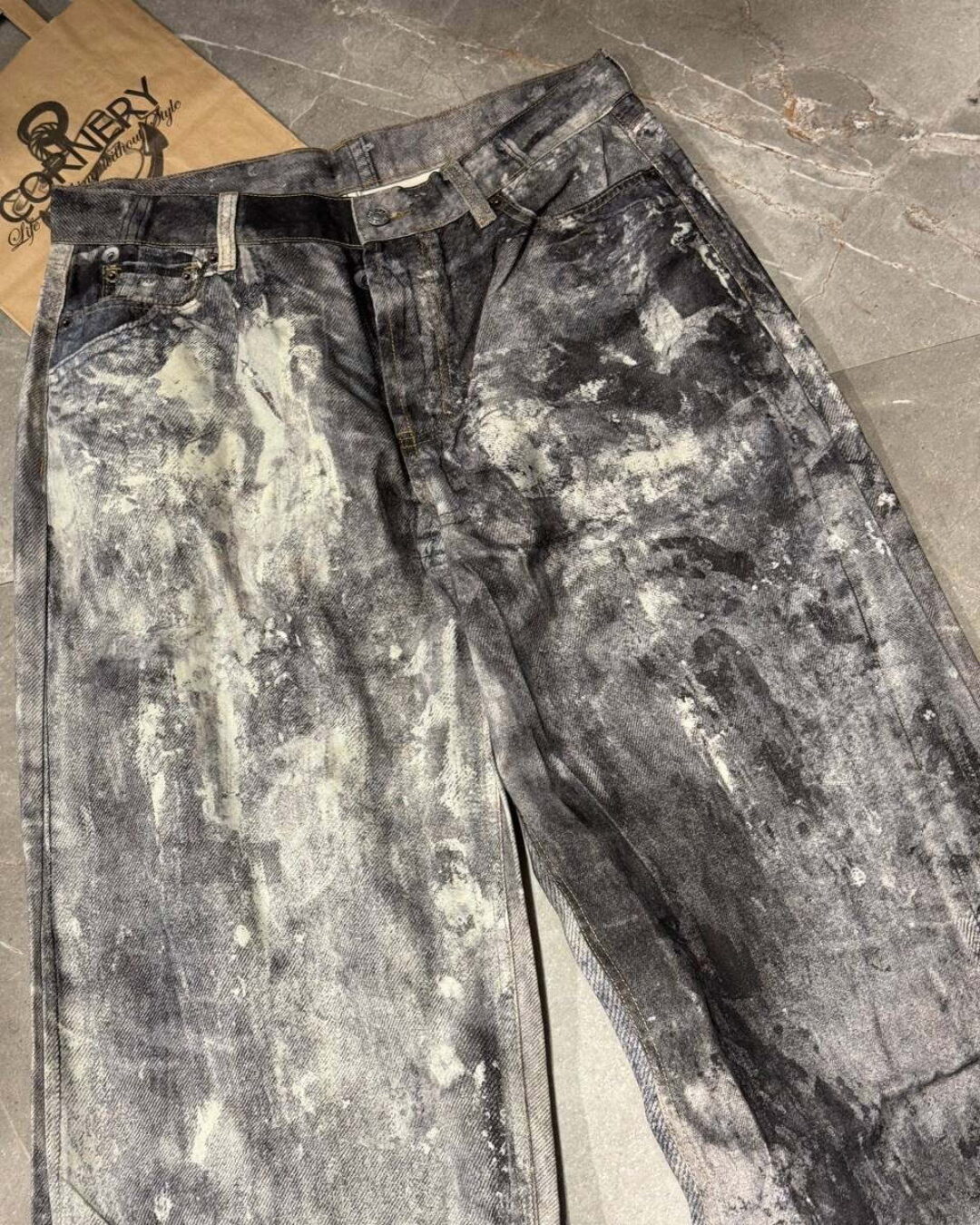 Джинсы Acne Studios — изображение 4