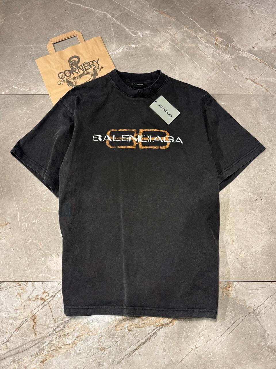 Футболка Balenciaga — фото 1