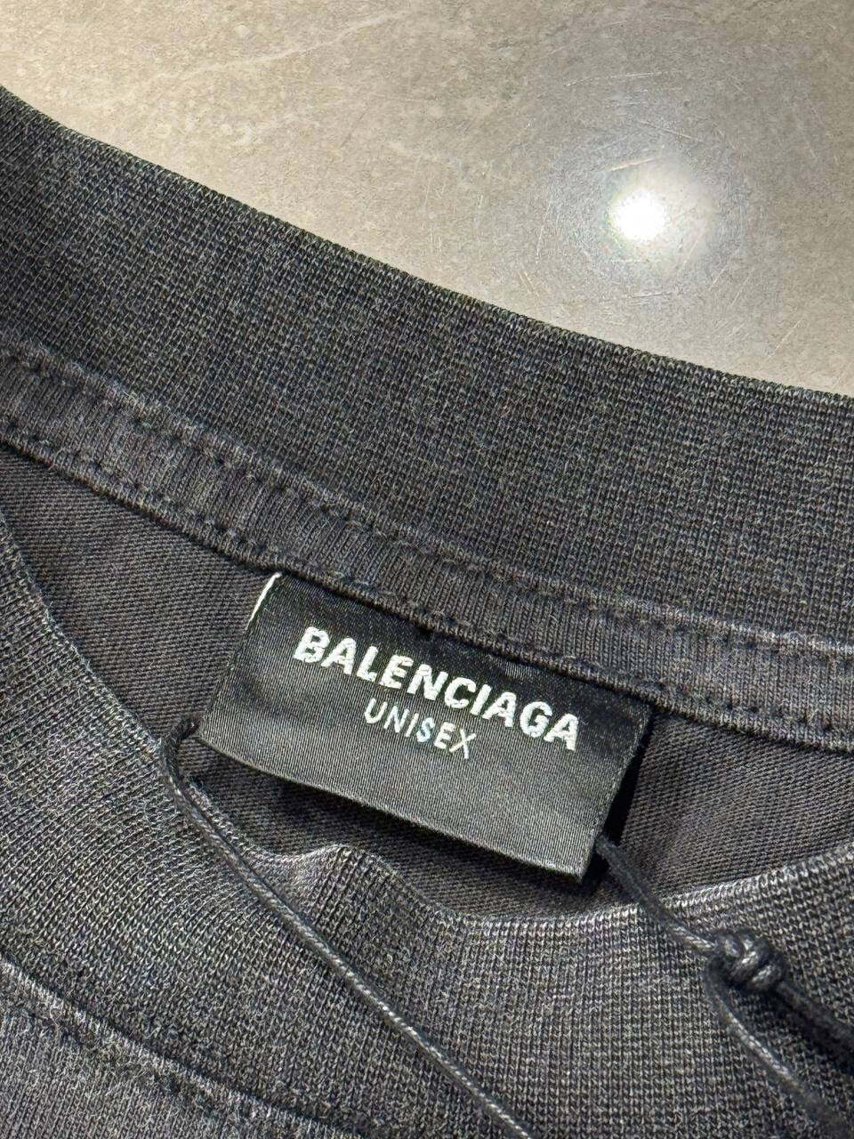 Футболка Balenciaga — фото 5