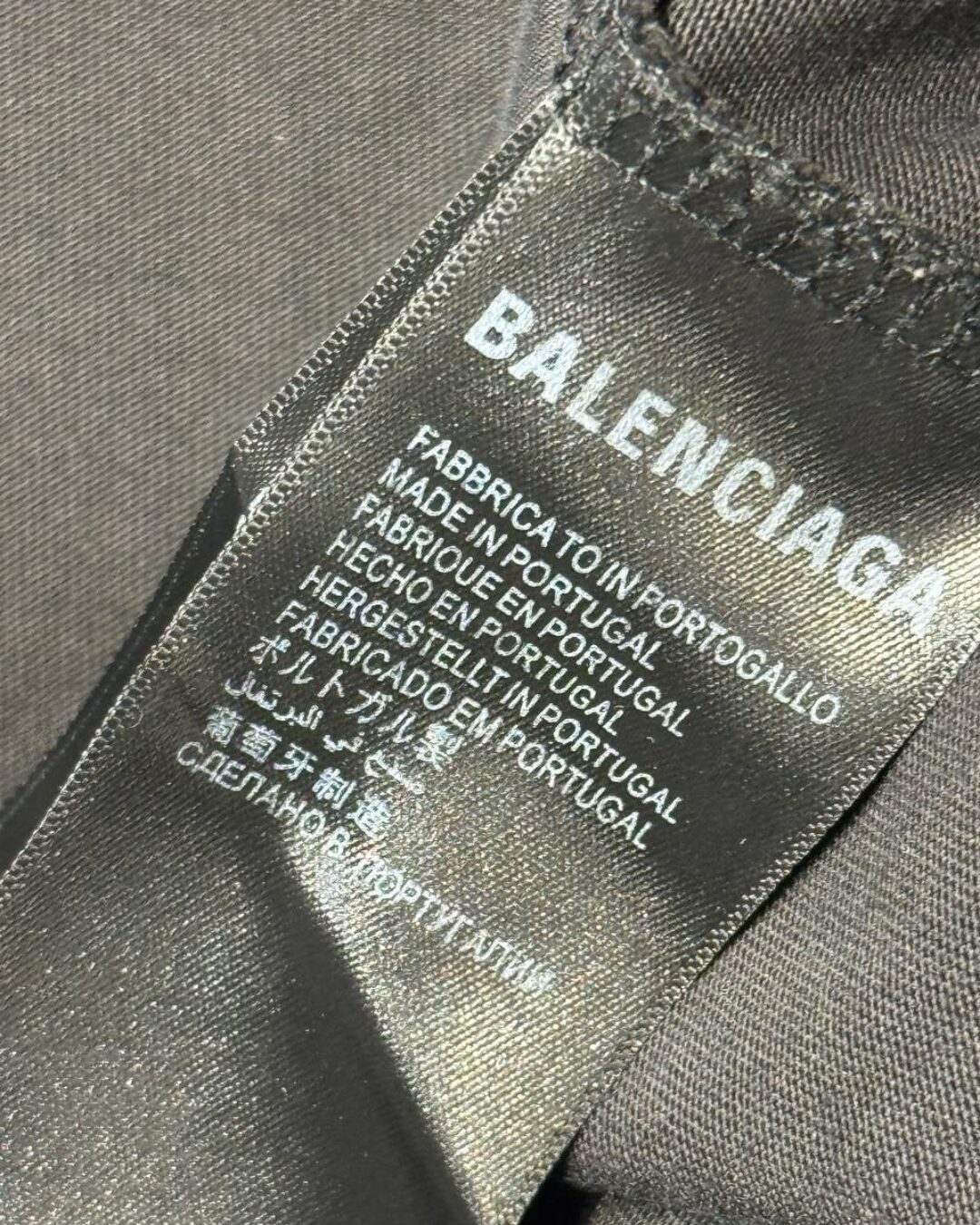 Футболка Balenciaga — изображение 9