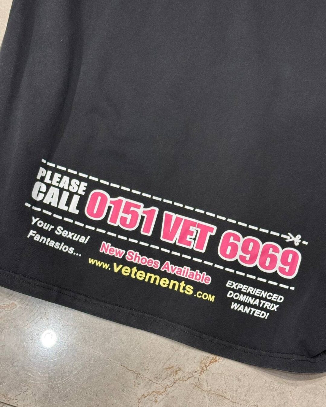 Футболка Vetements Dominatrix — изображение 9