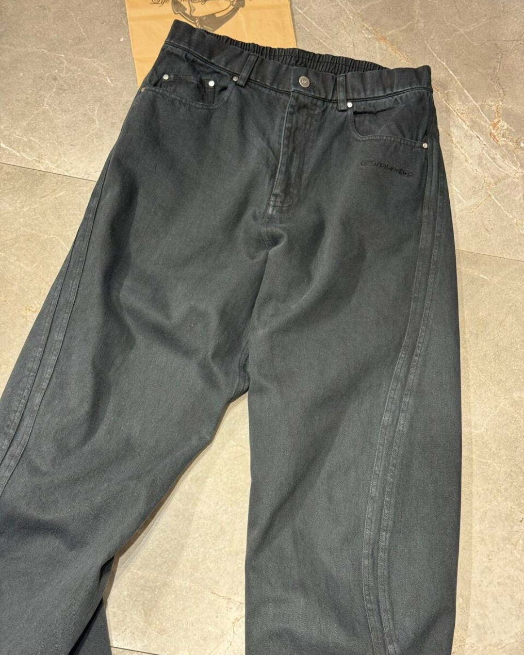 Джинсы Balenciaga — изображение 5