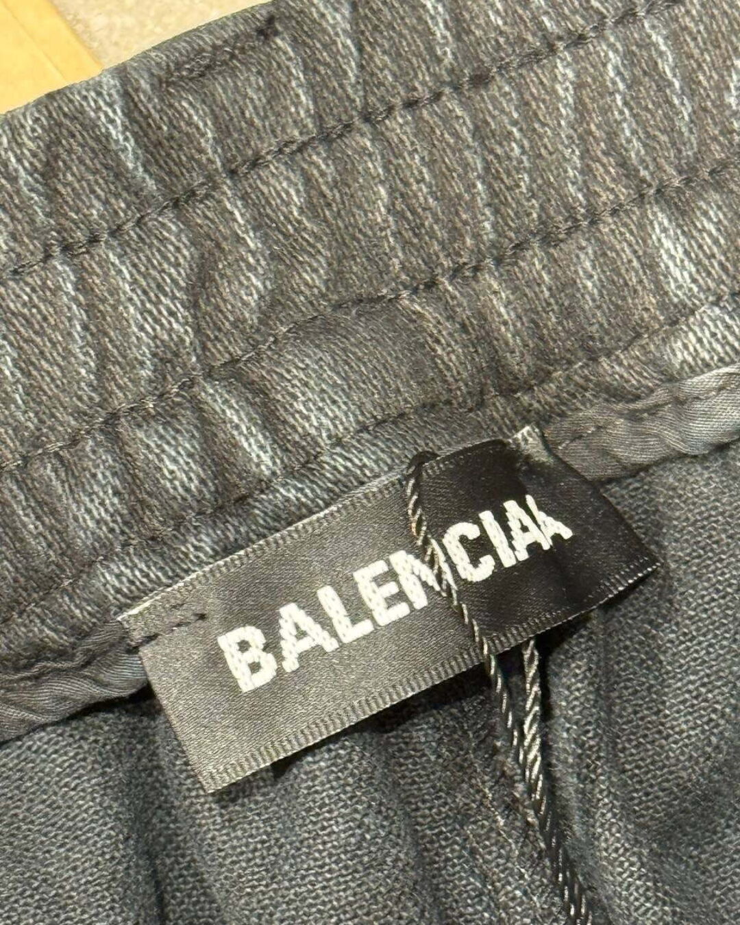 Джинсы Balenciaga — изображение 6
