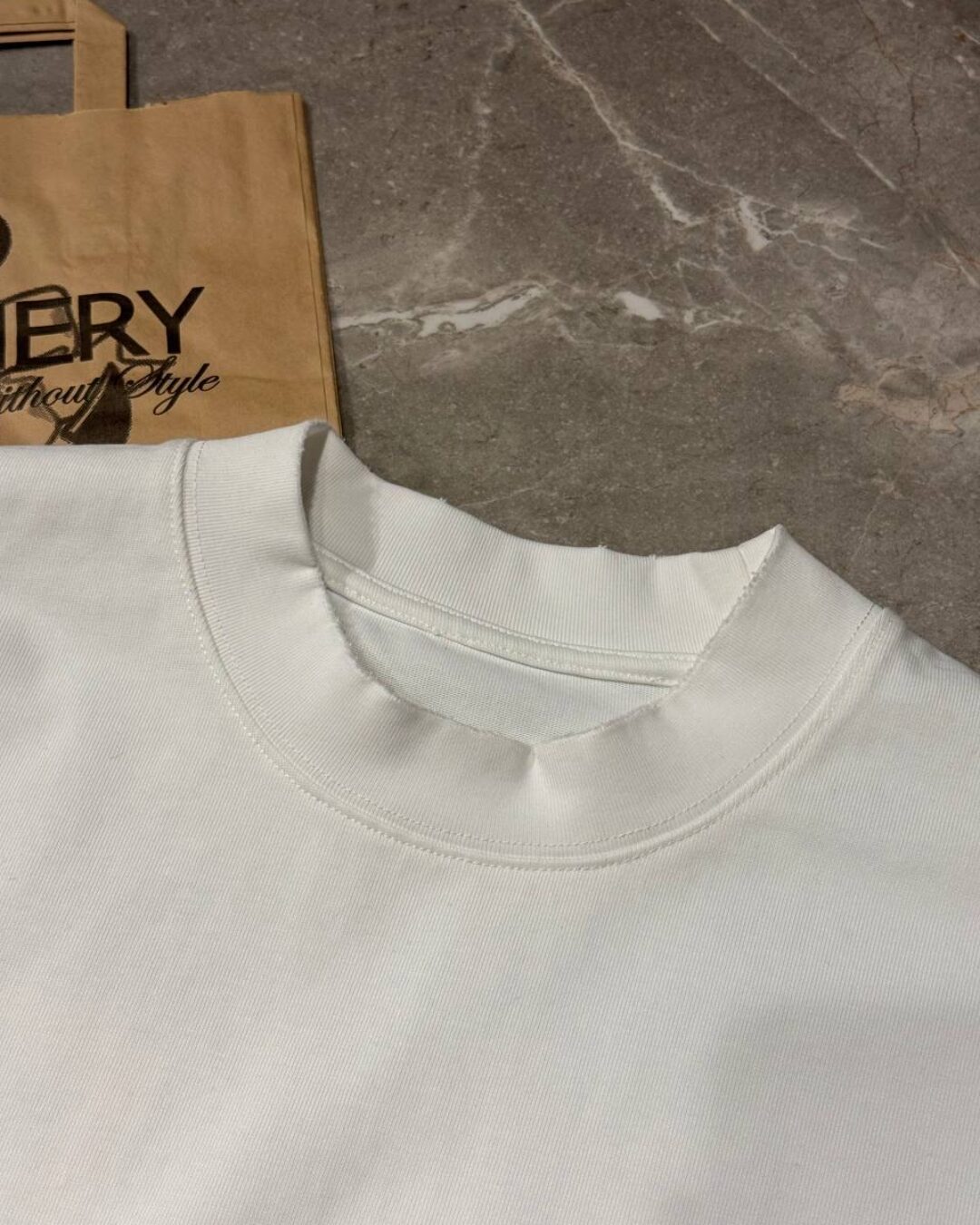 Футболка Vetements For Rent — изображение 7