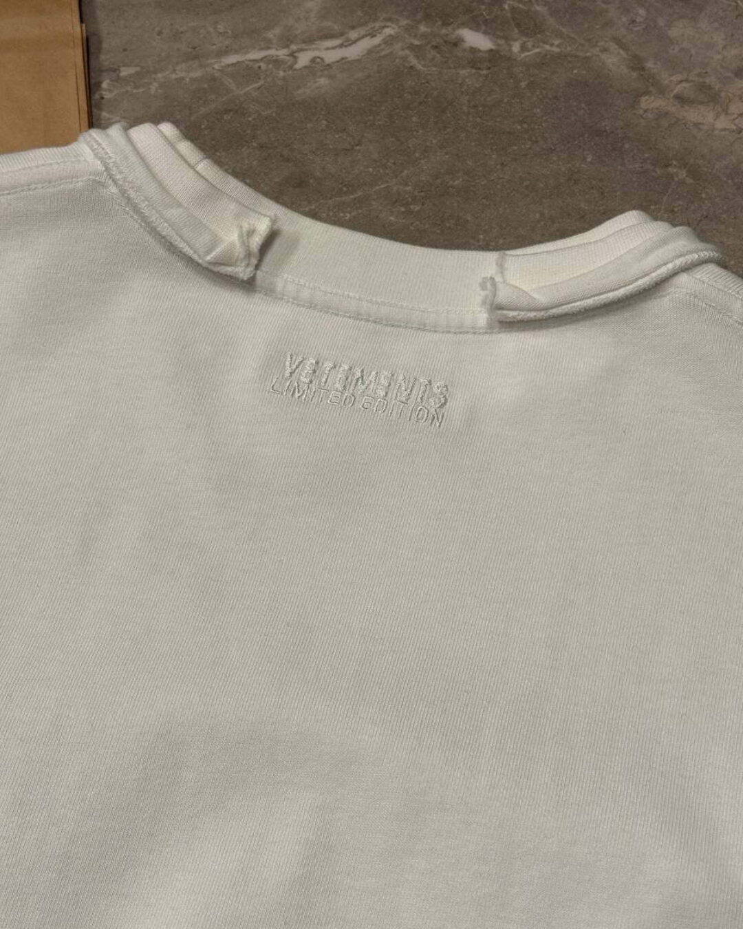 Футболка Vetements — изображение 9