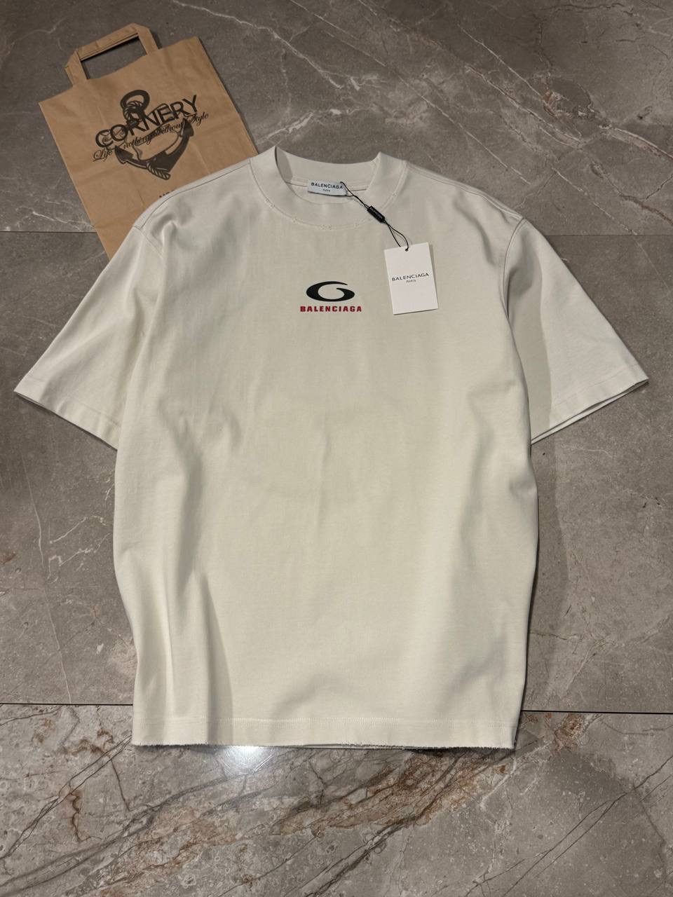 Футболка Balenciaga