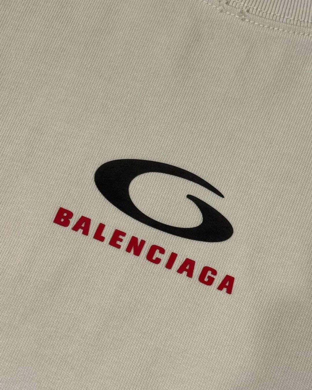 Футболка Balenciaga — изображение 7