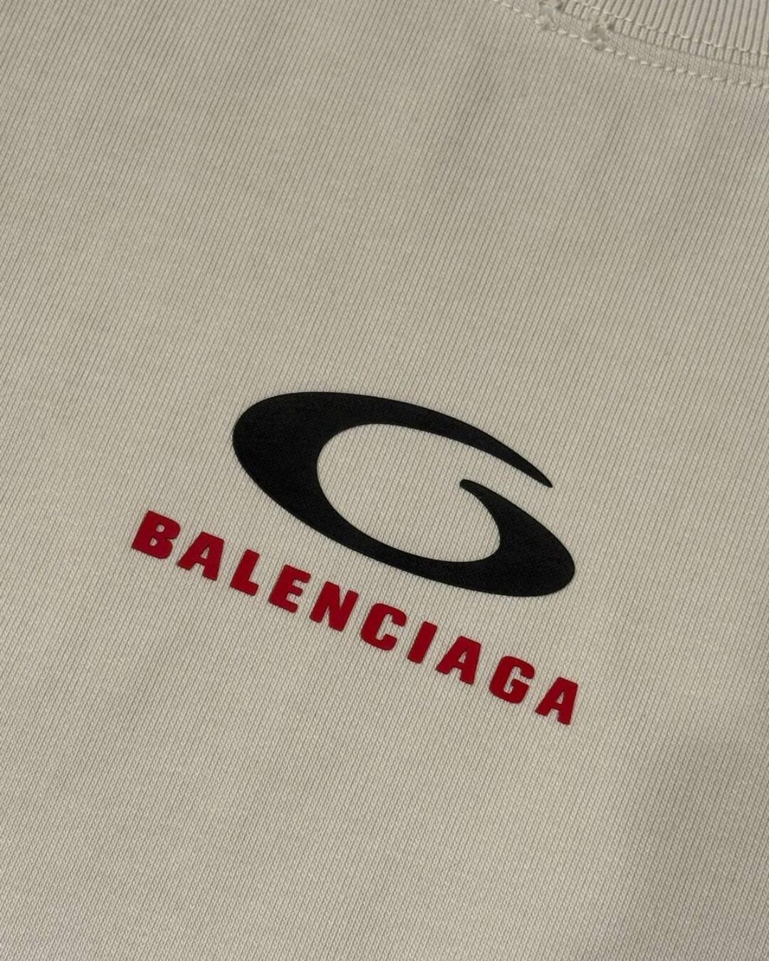 Футболка Balenciaga — изображение 7