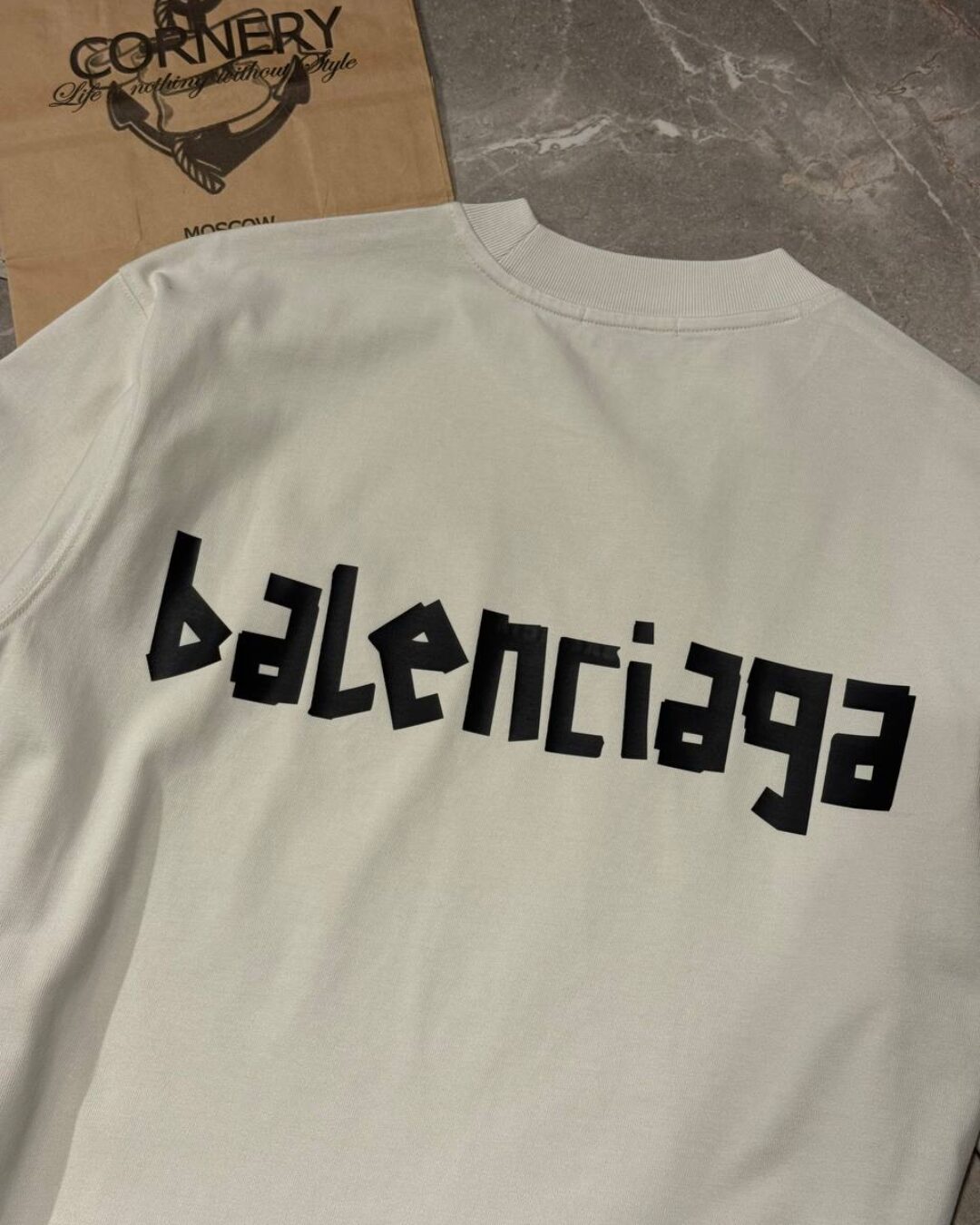 Футболка Balenciaga — изображение 9