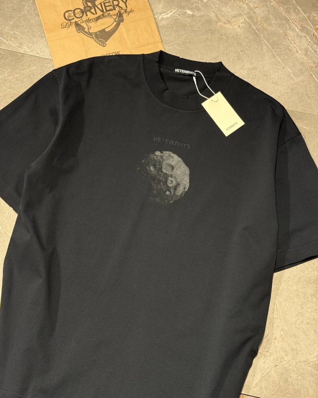 Футболка Vetements Moon — изображение 3