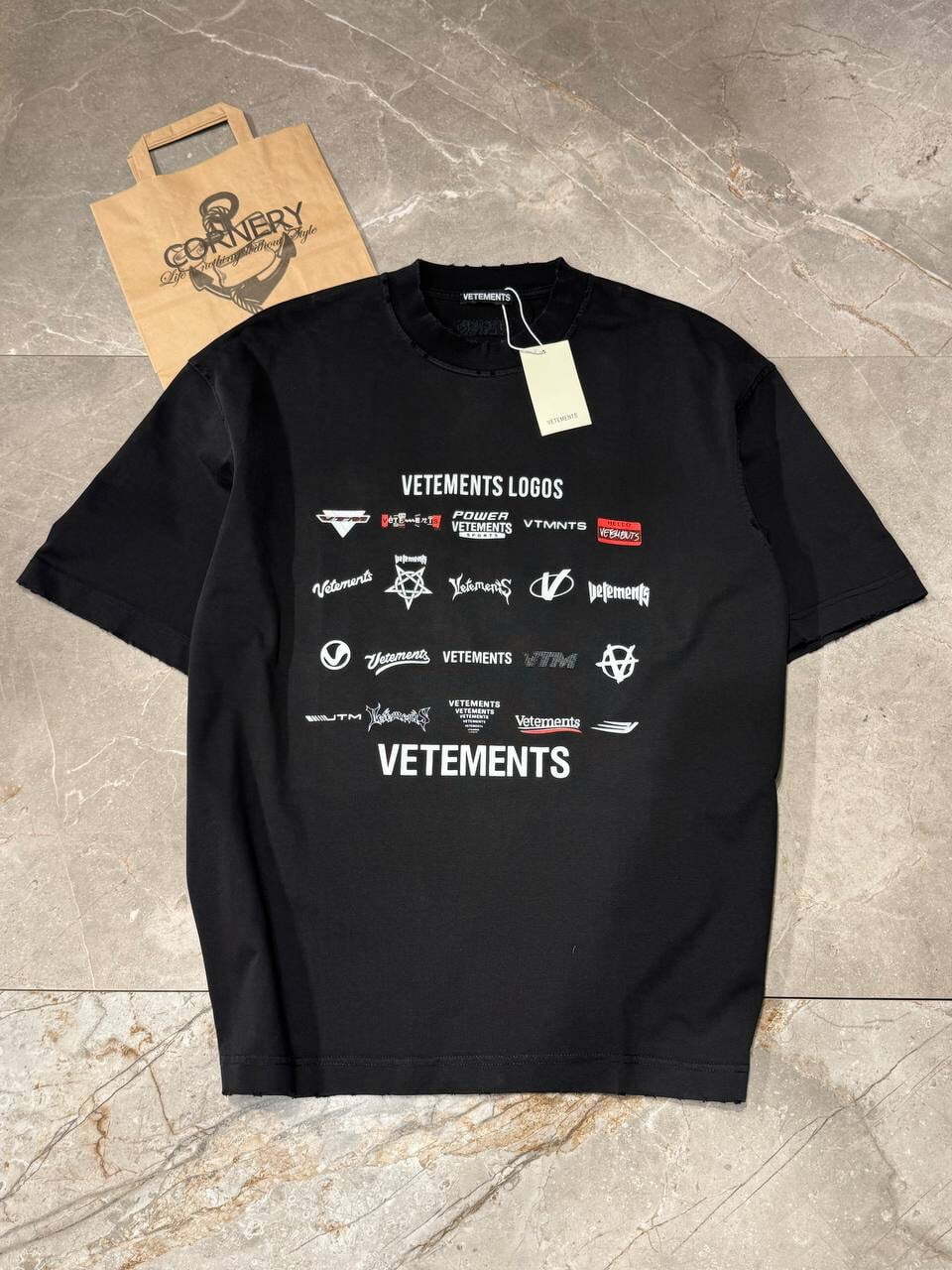 Футболка Vetements Logos
