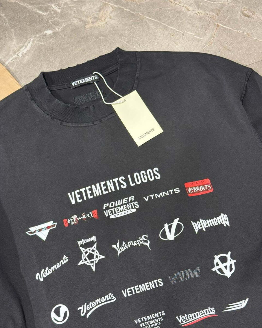 Футболка Vetements Logos — изображение 3