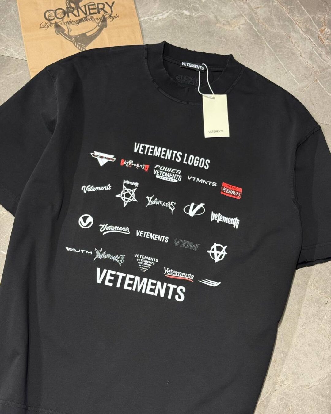 Футболка Vetements Logos — изображение 4