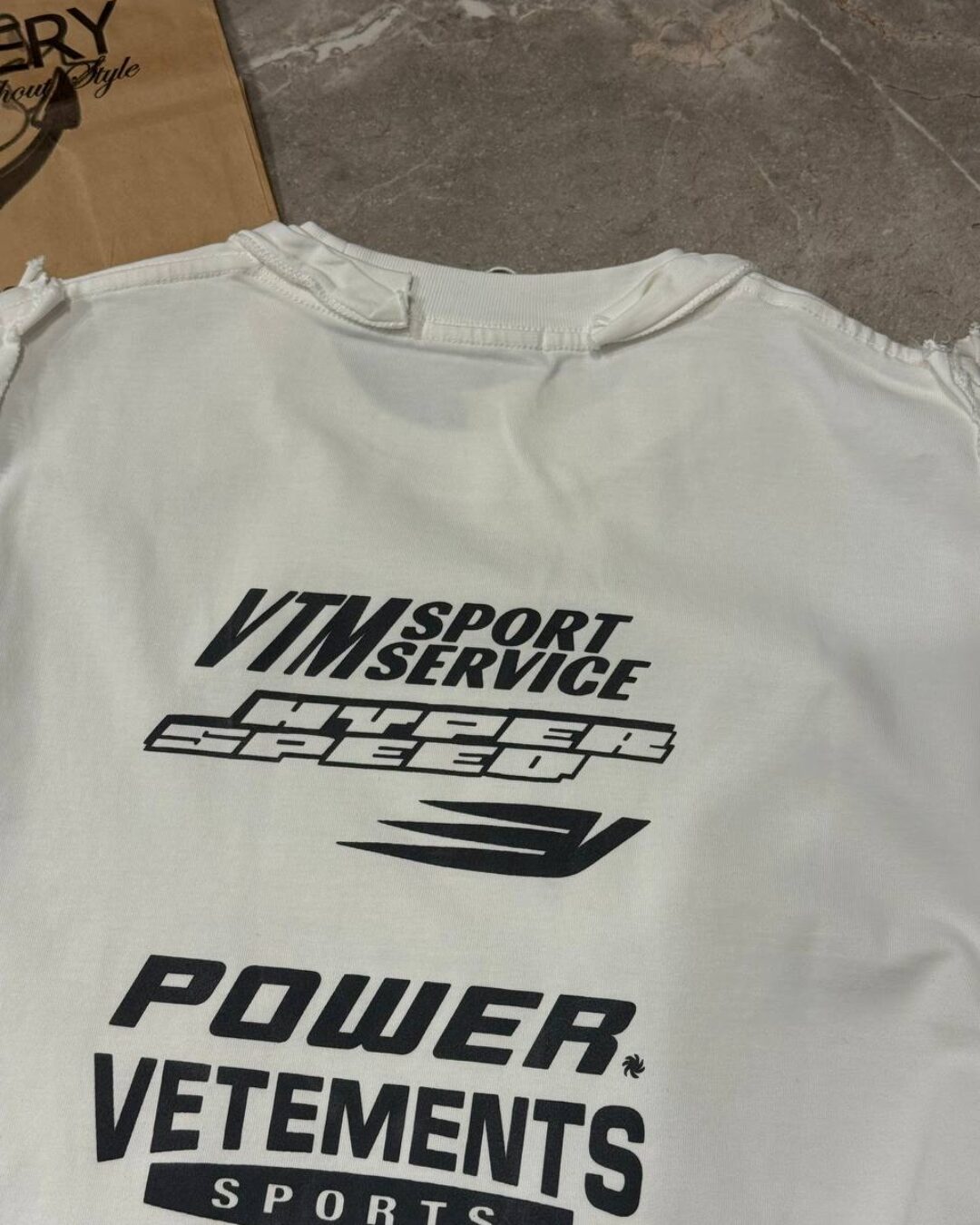 Футболка Vetements Logos — изображение 8