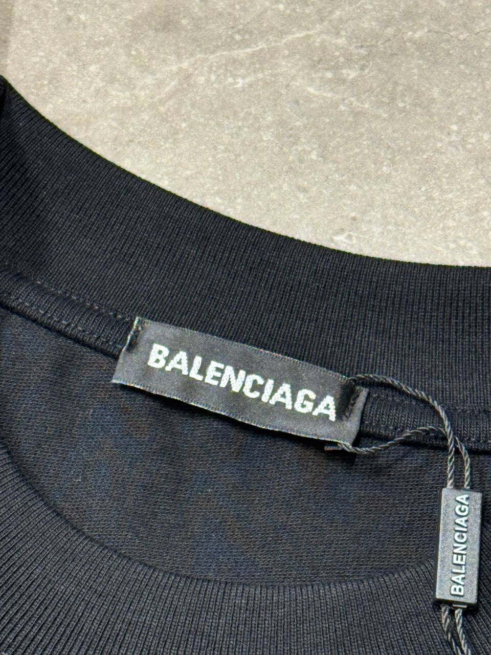 Футболка Balenciaga — фото 4