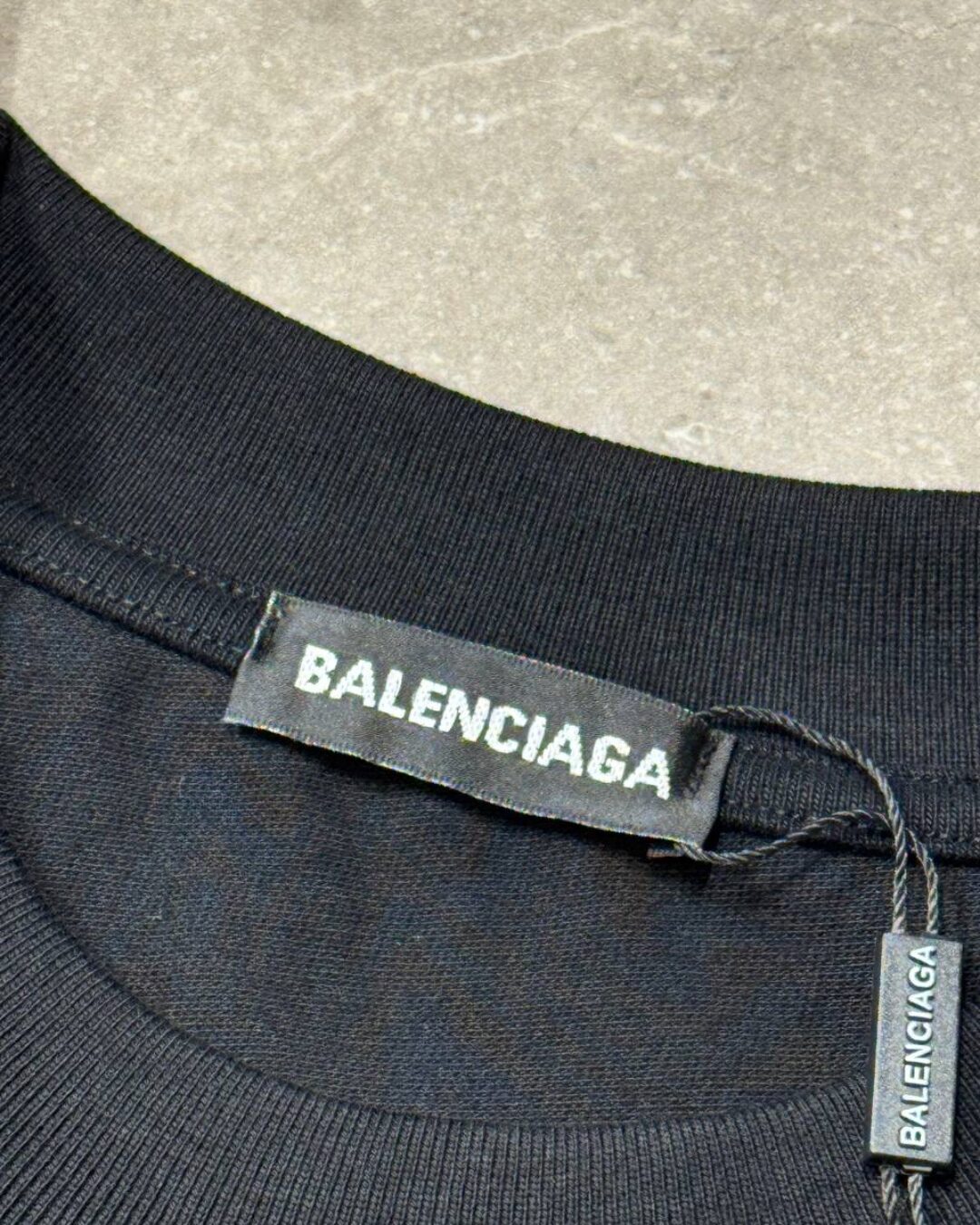Футболка Balenciaga — изображение 4