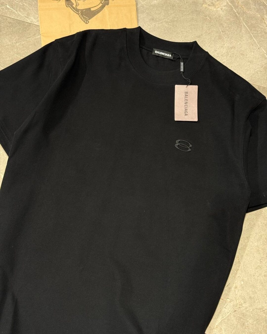 Футболка Balenciaga — изображение 5