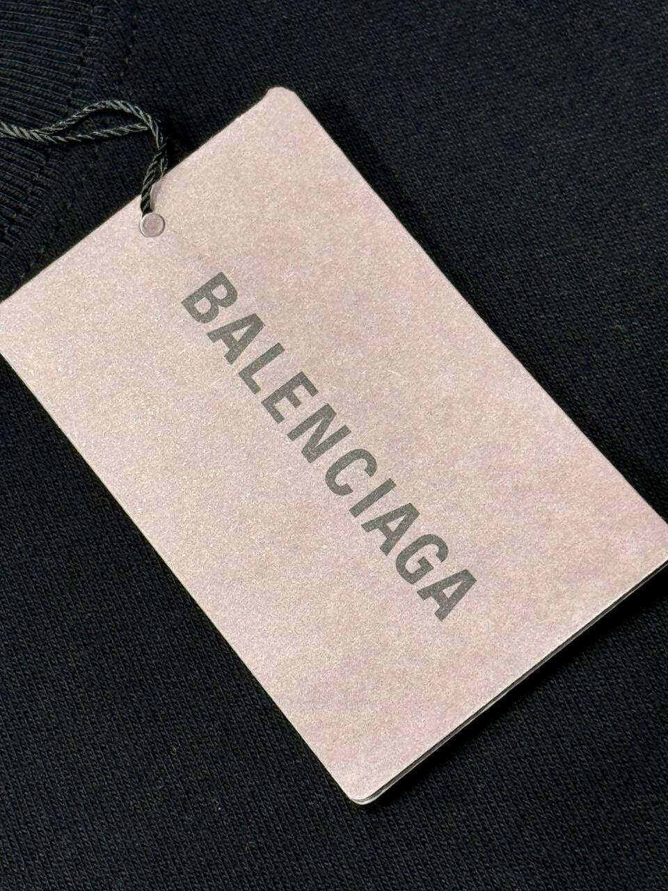 Футболка Balenciaga — фото 8