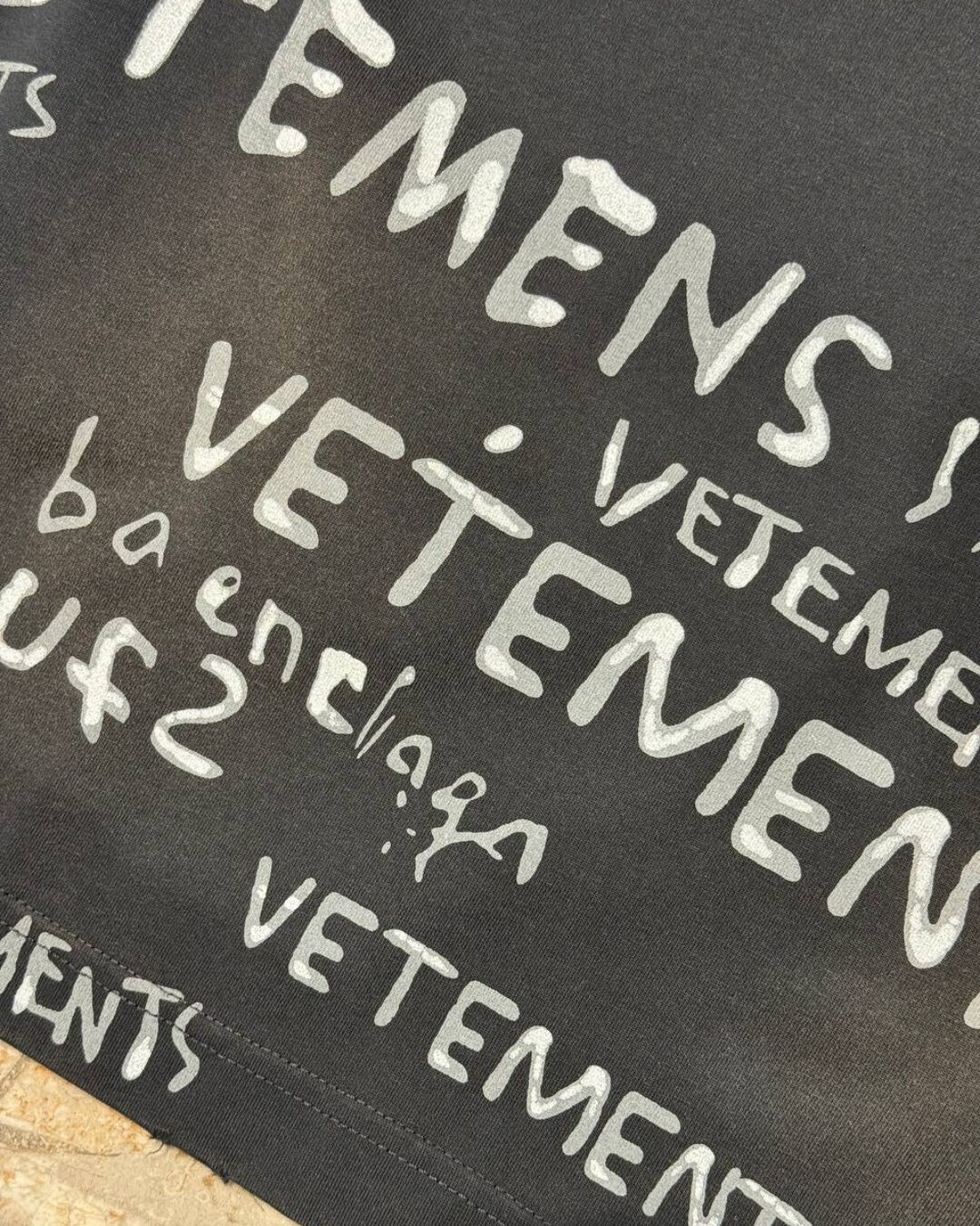 Футболка Vetements Shalk — изображение 7